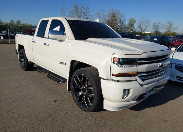 2017 CHEVROLET Silverado