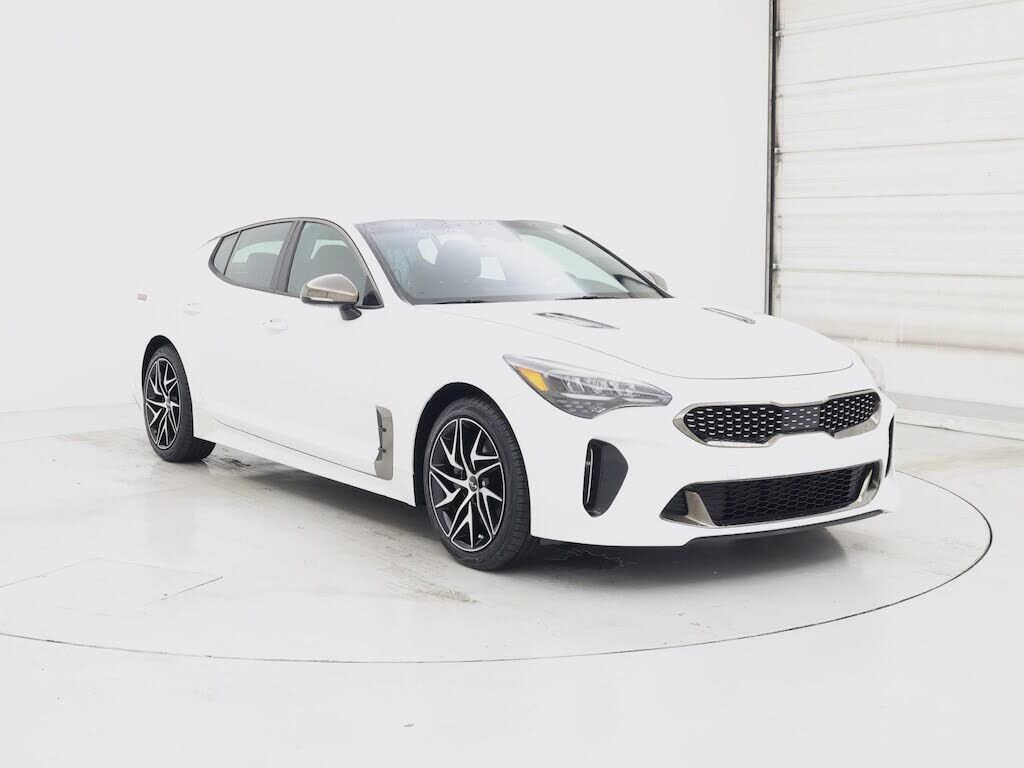2022 KIA Stinger