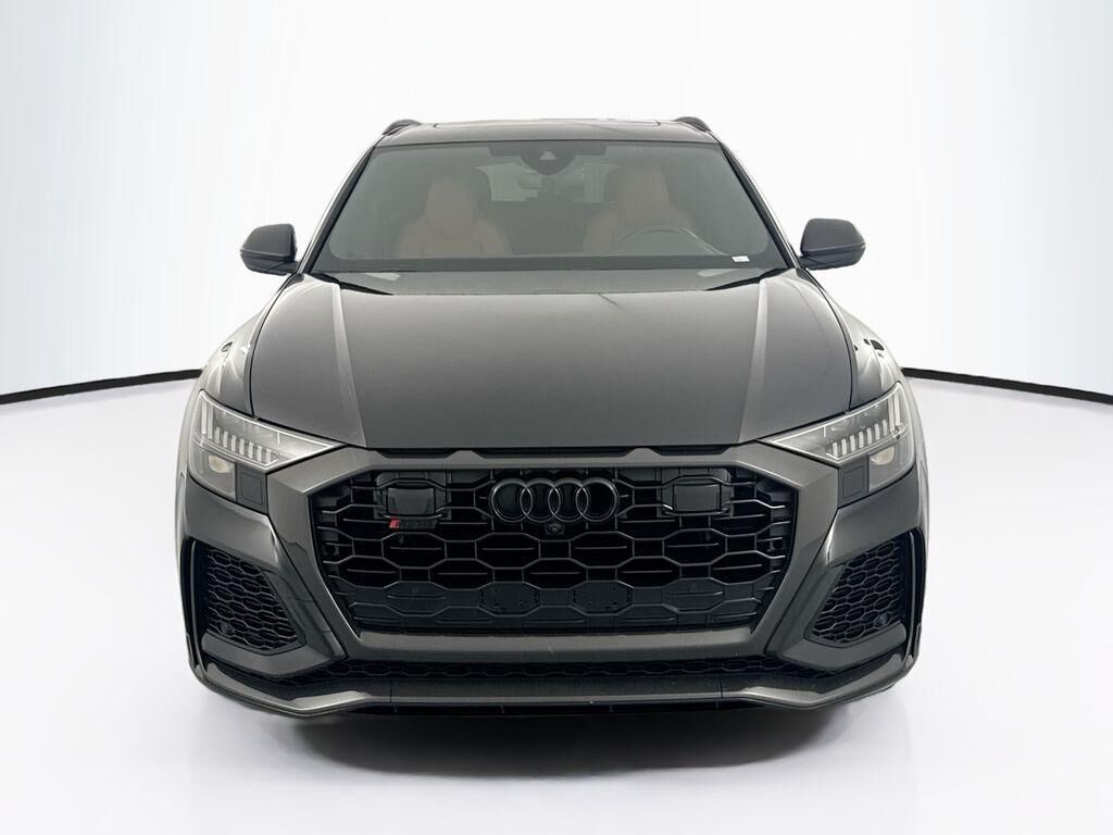 2023 Audi RS Q8