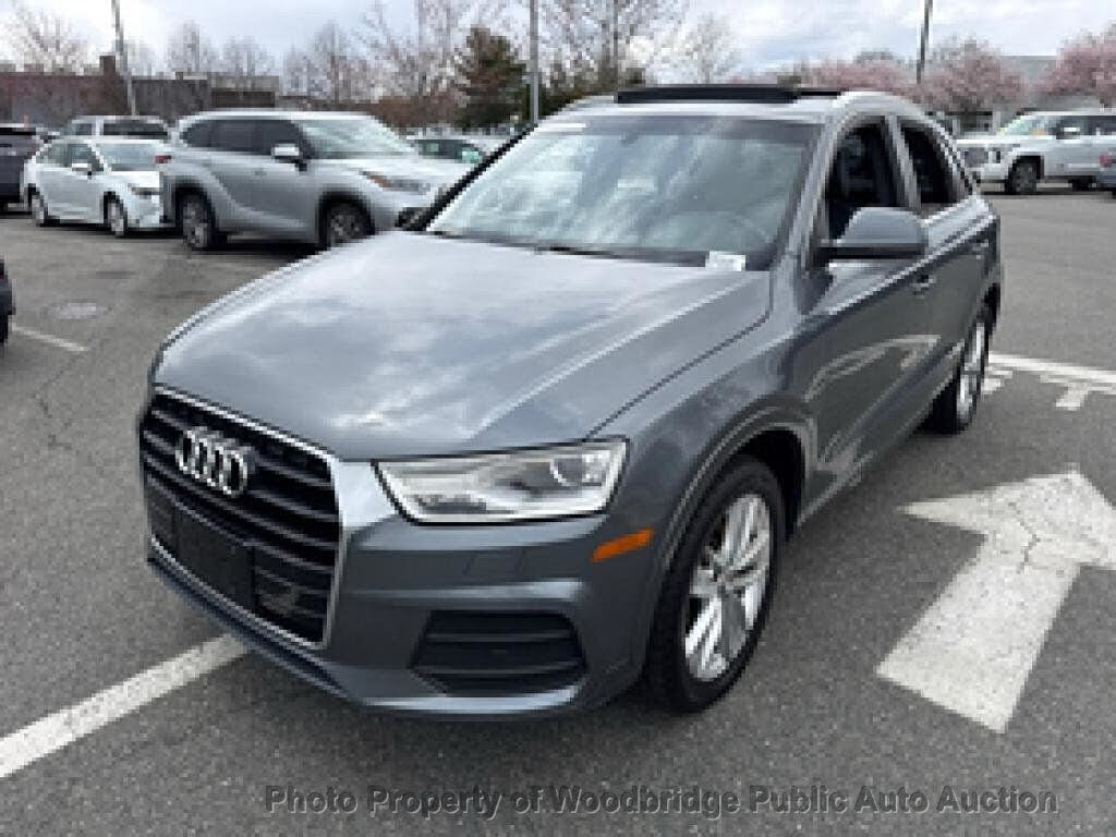 2016 AUDI Q3