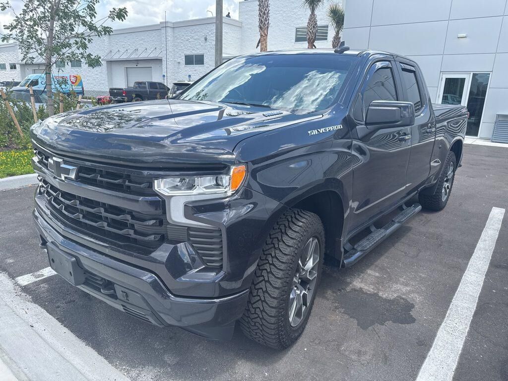 2024 CHEVROLET Silverado