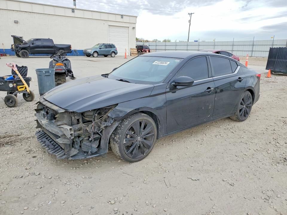 2019 NISSAN Altima