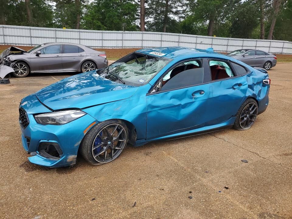 2022 BMW M2