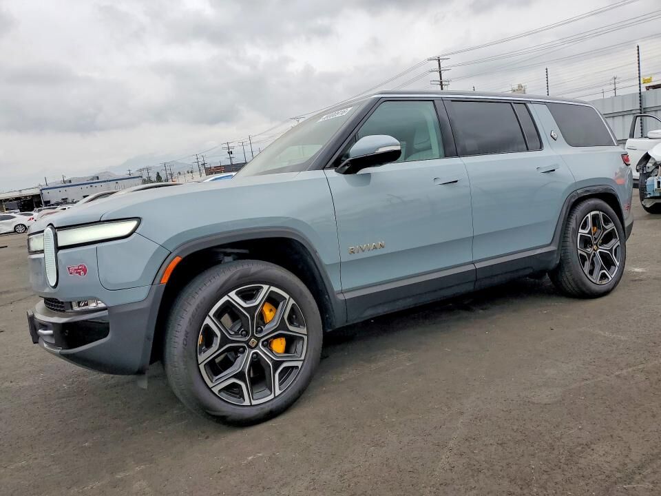 2024 RIVIAN R1S