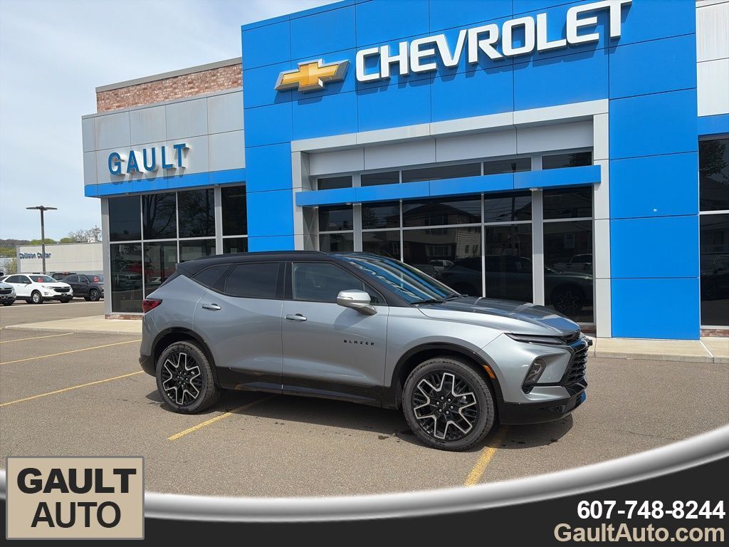 2026 CHEVROLET Blazer