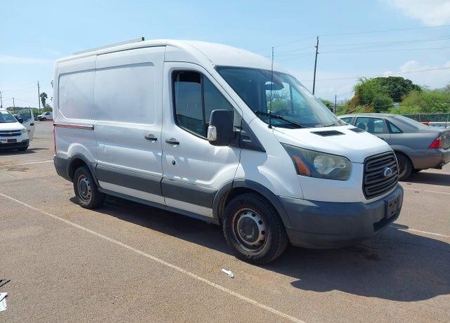 2015 FORD Transit