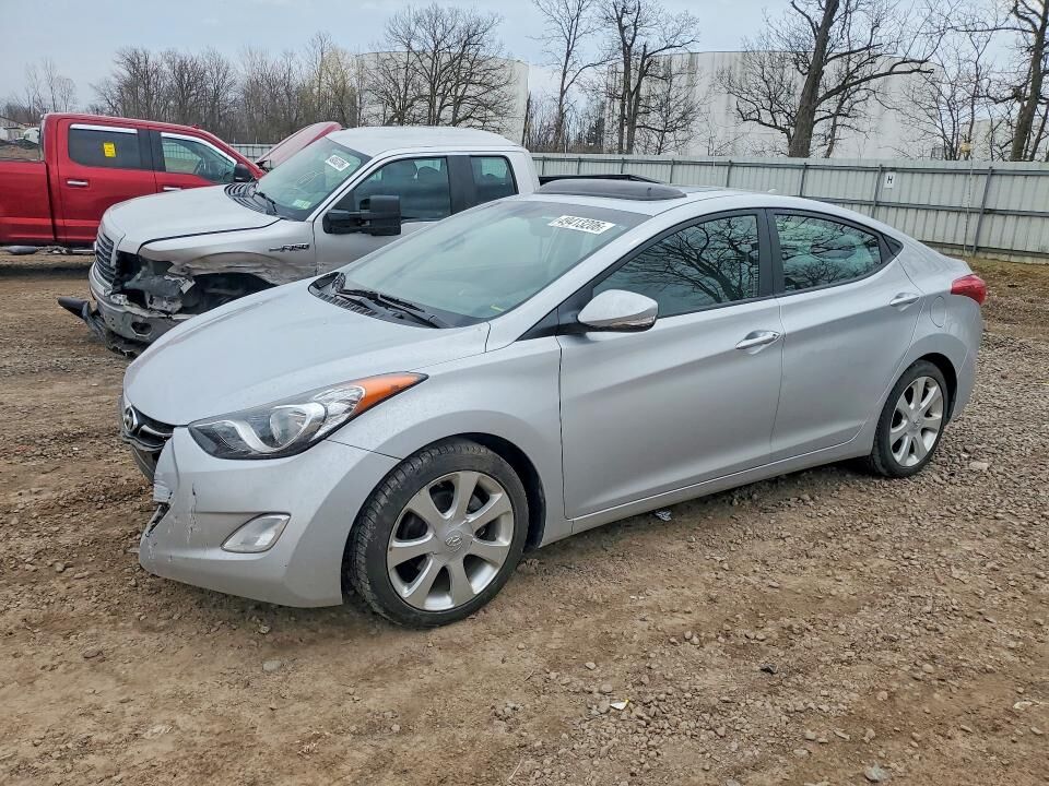 2012 HYUNDAI Elantra