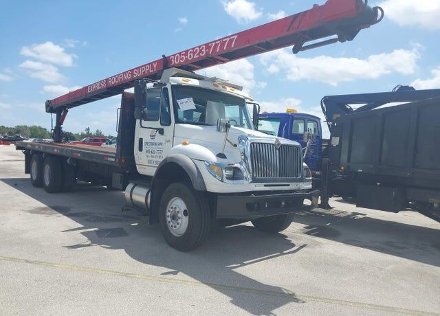 2006 INTERNATIONAL SF647