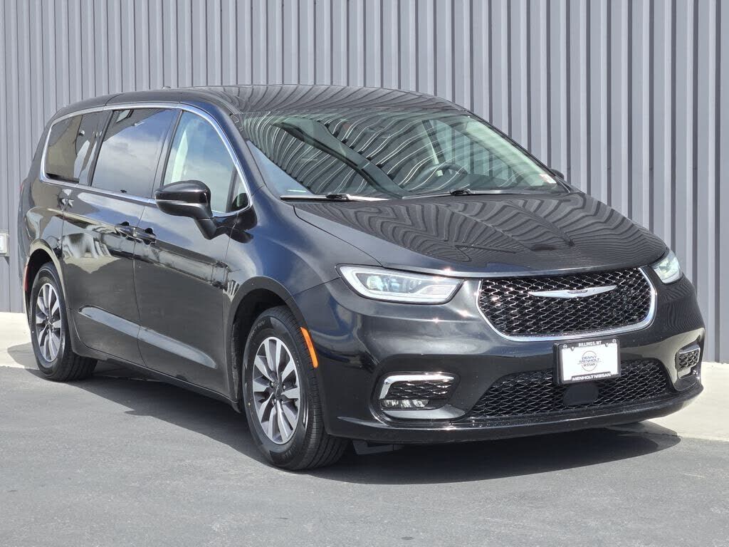 2023 CHRYSLER Pacifica