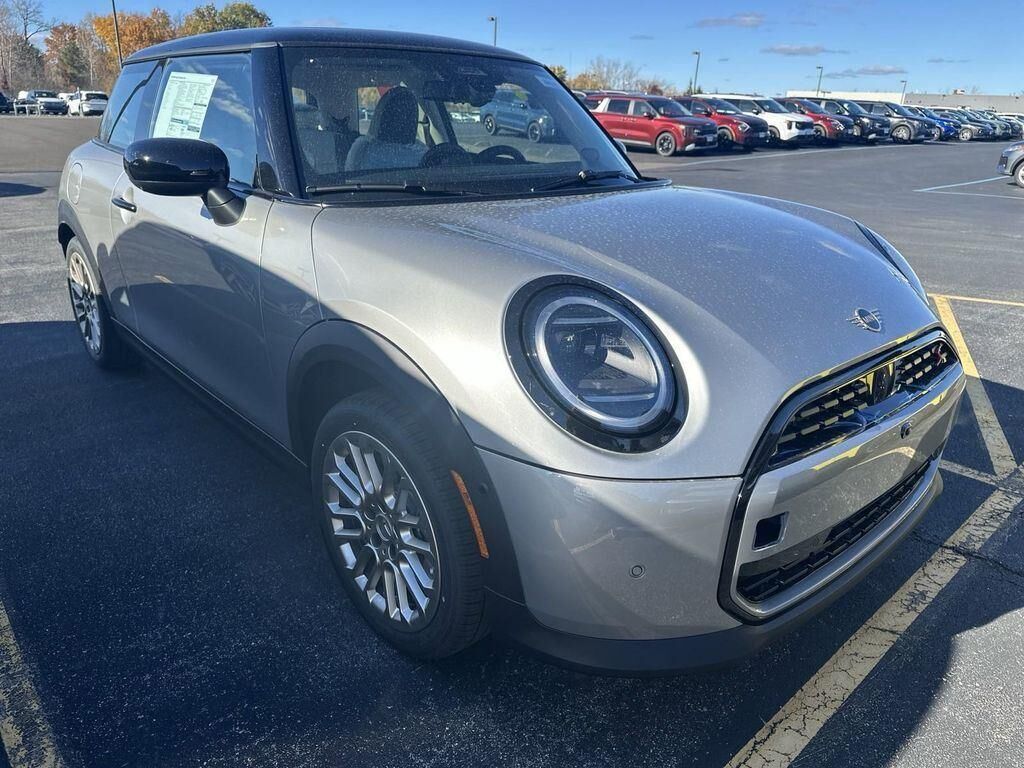 2025 MINI Hardtop