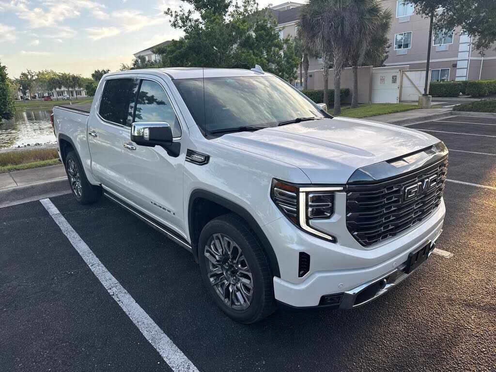2024 GMC Sierra