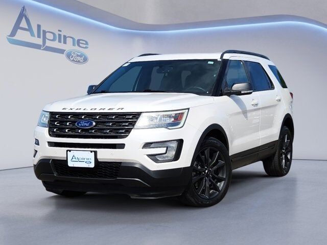 2017 FORD Explorer