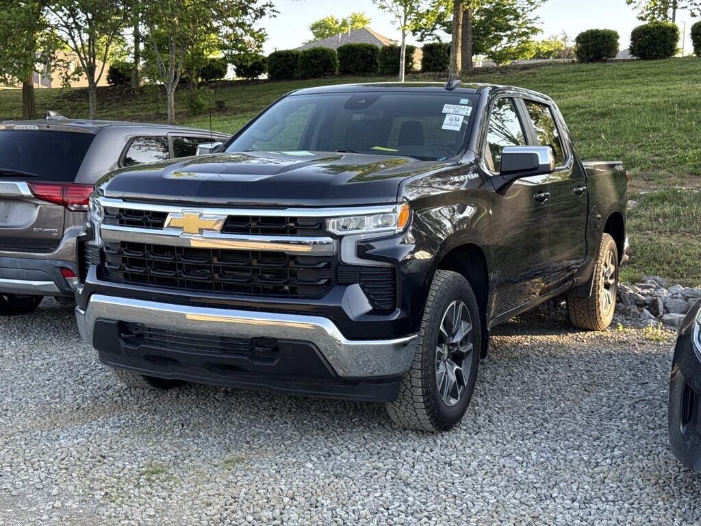 2023 CHEVROLET Silverado