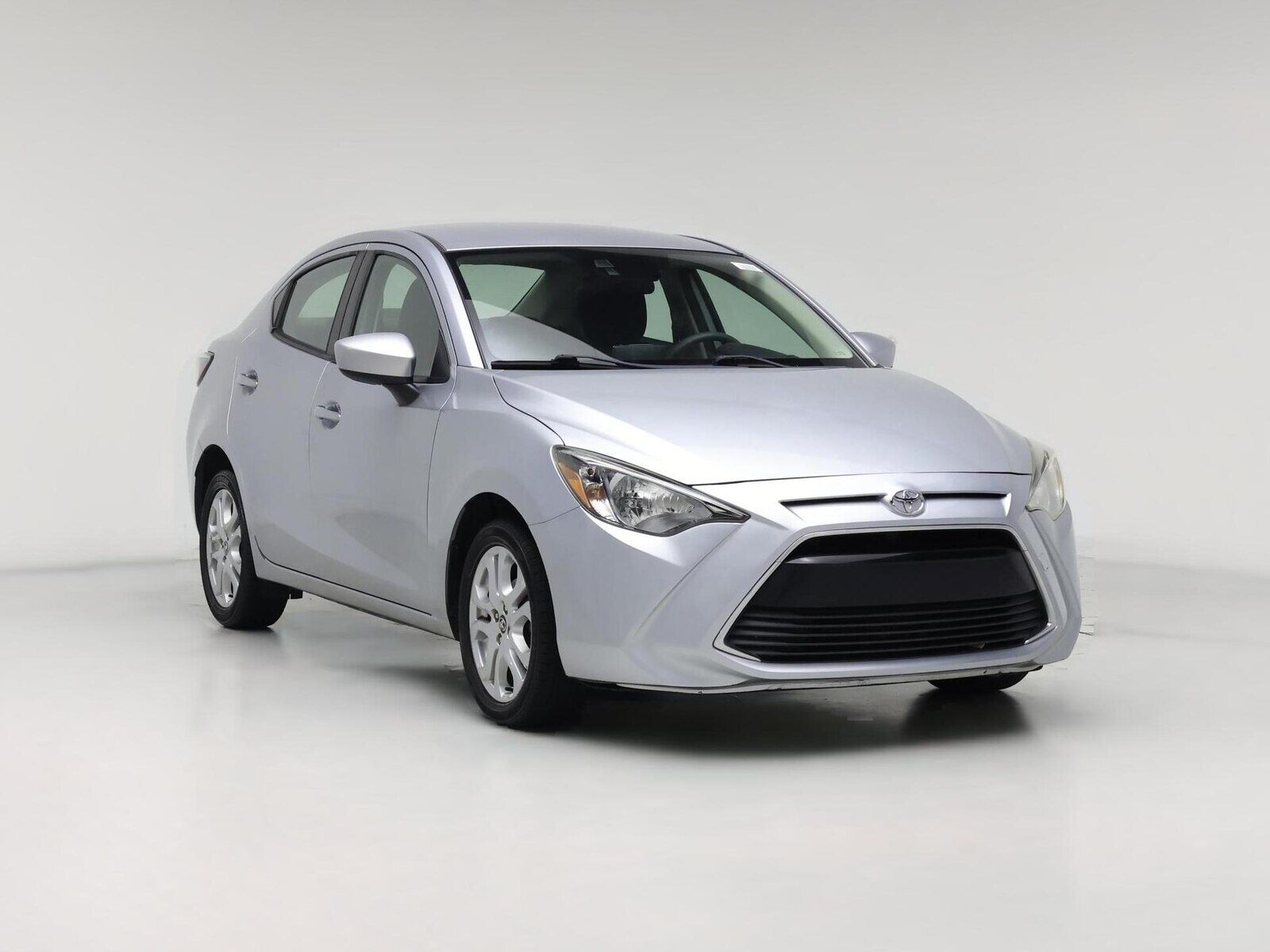 2017 TOYOTA Yaris