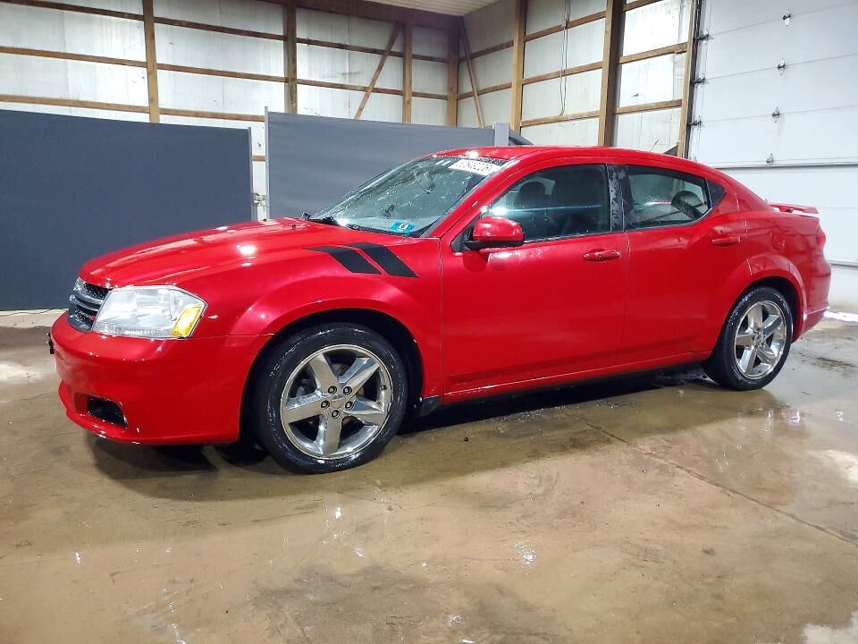 2013 DODGE Avenger