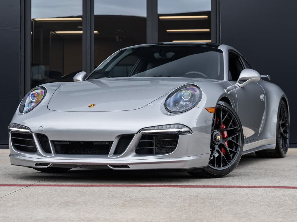 2016 PORSCHE 911