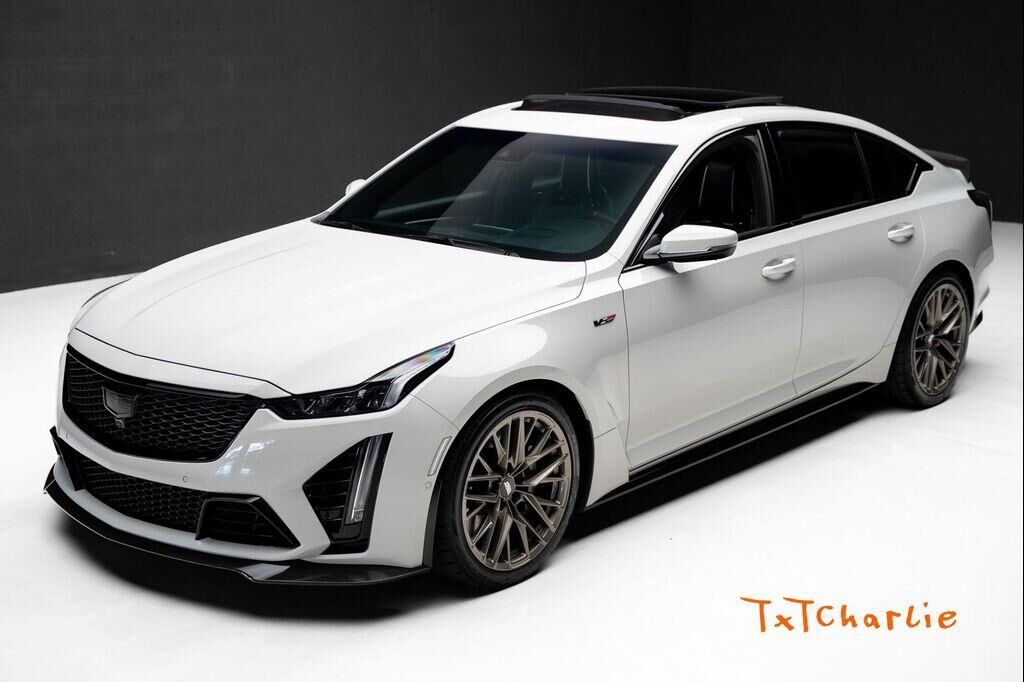 2022 CADILLAC CT4