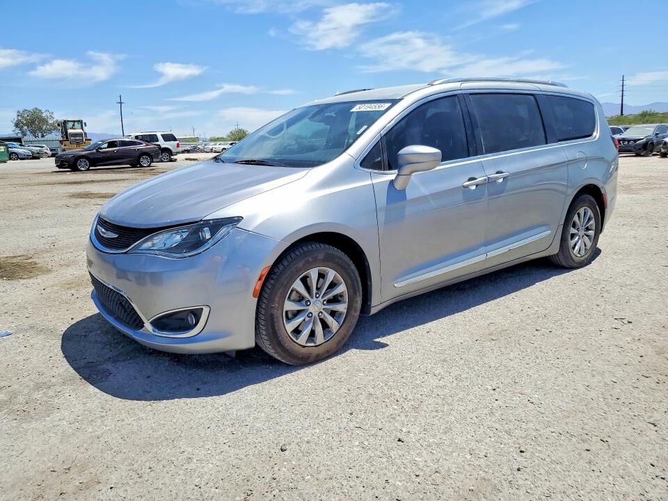 2019 CHRYSLER Pacifica