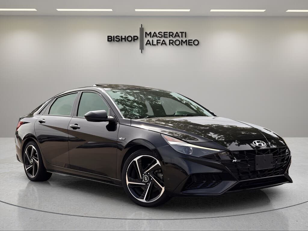 2023 HYUNDAI Elantra