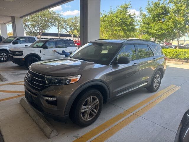 2021 FORD Explorer