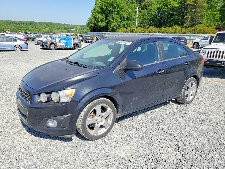 2015 CHEVROLET Sonic