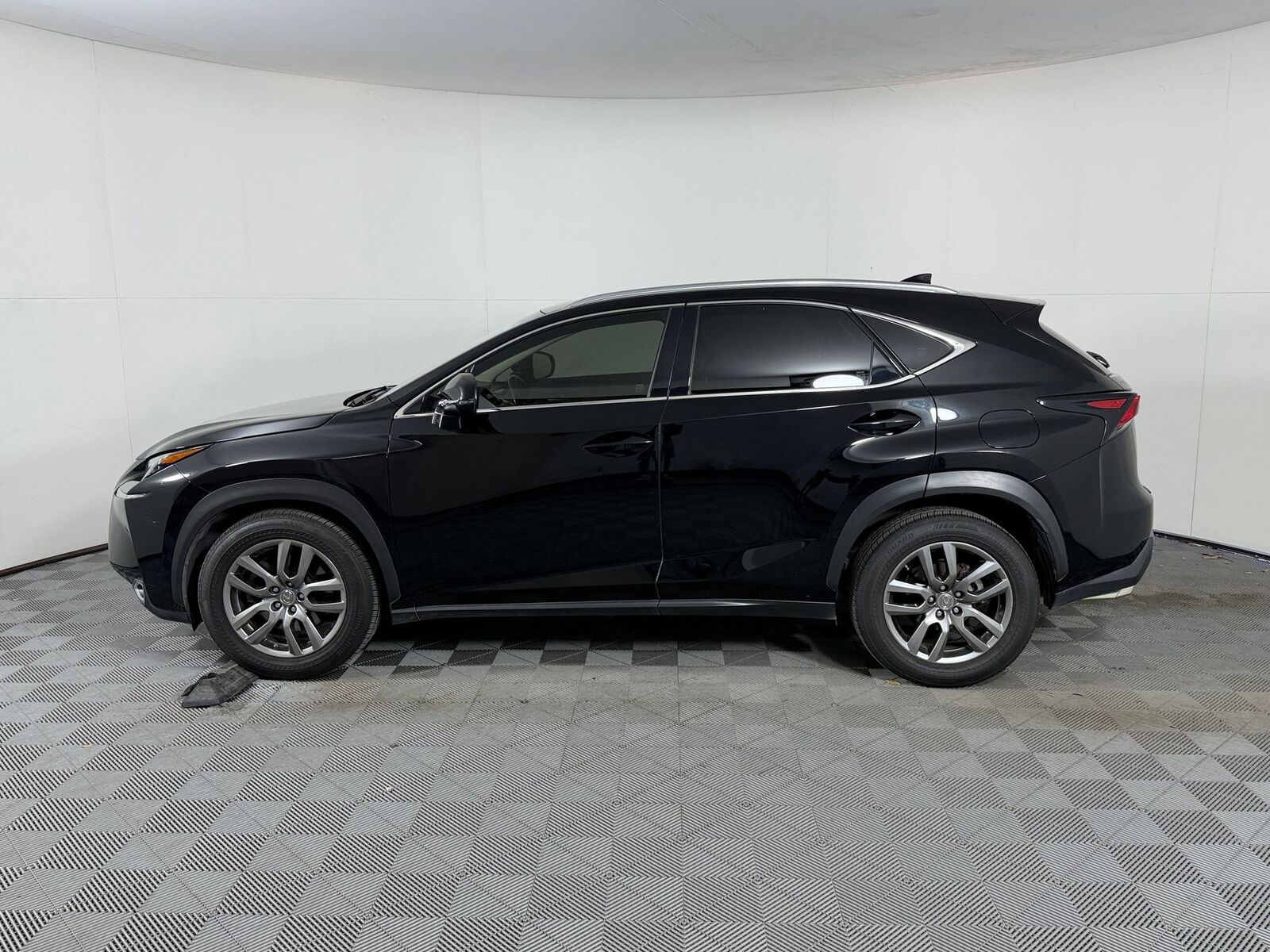 2015 LEXUS NX