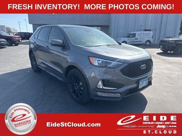 2023 FORD Edge