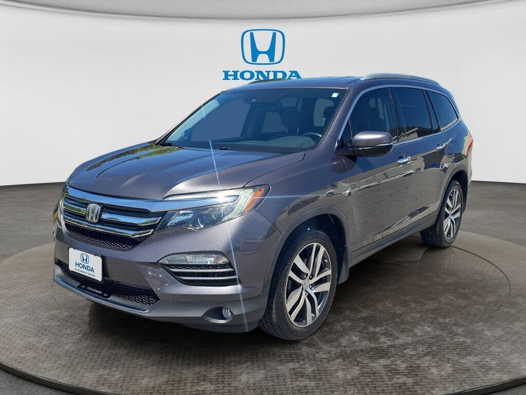 2017 HONDA Pilot
