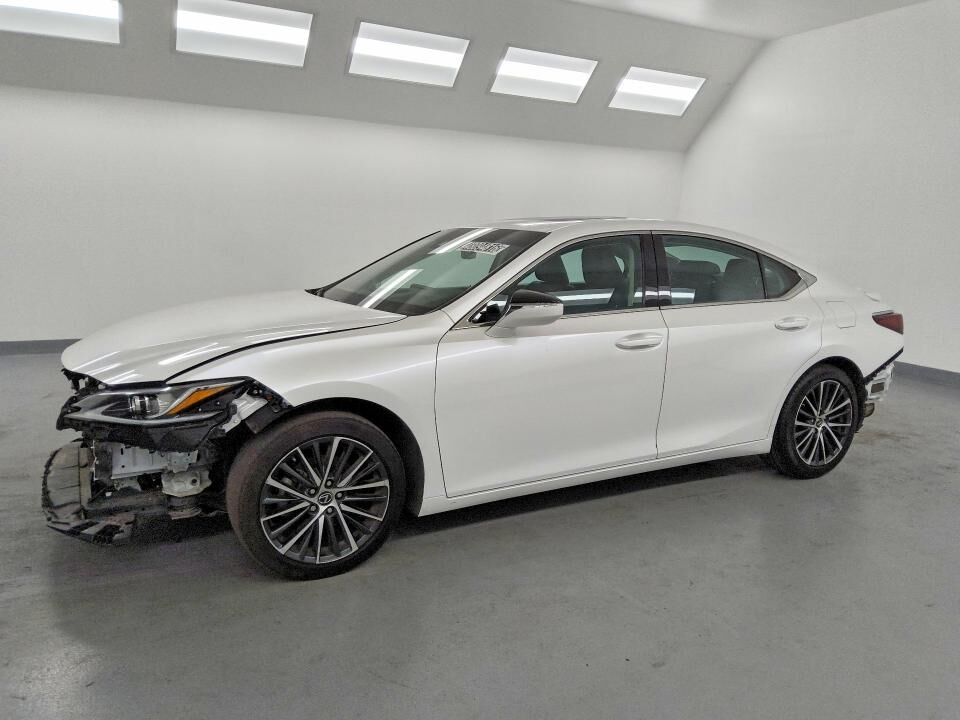 2024 LEXUS ES
