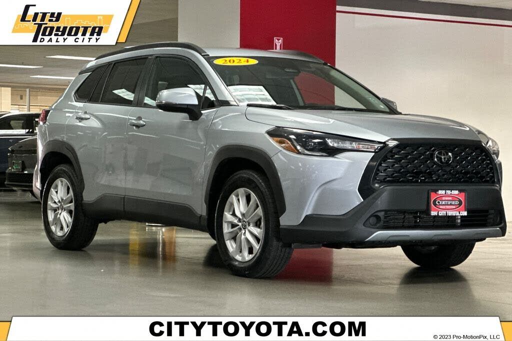 2024 TOYOTA COROLLA