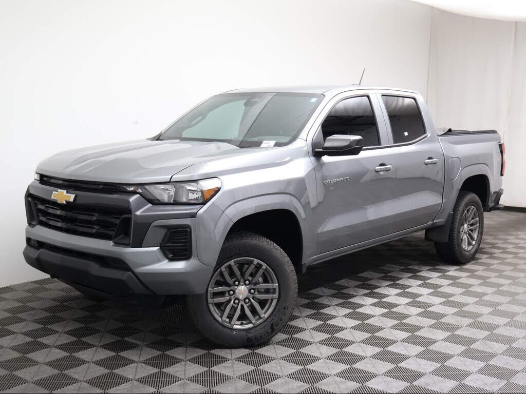 2025 CHEVROLET Colorado