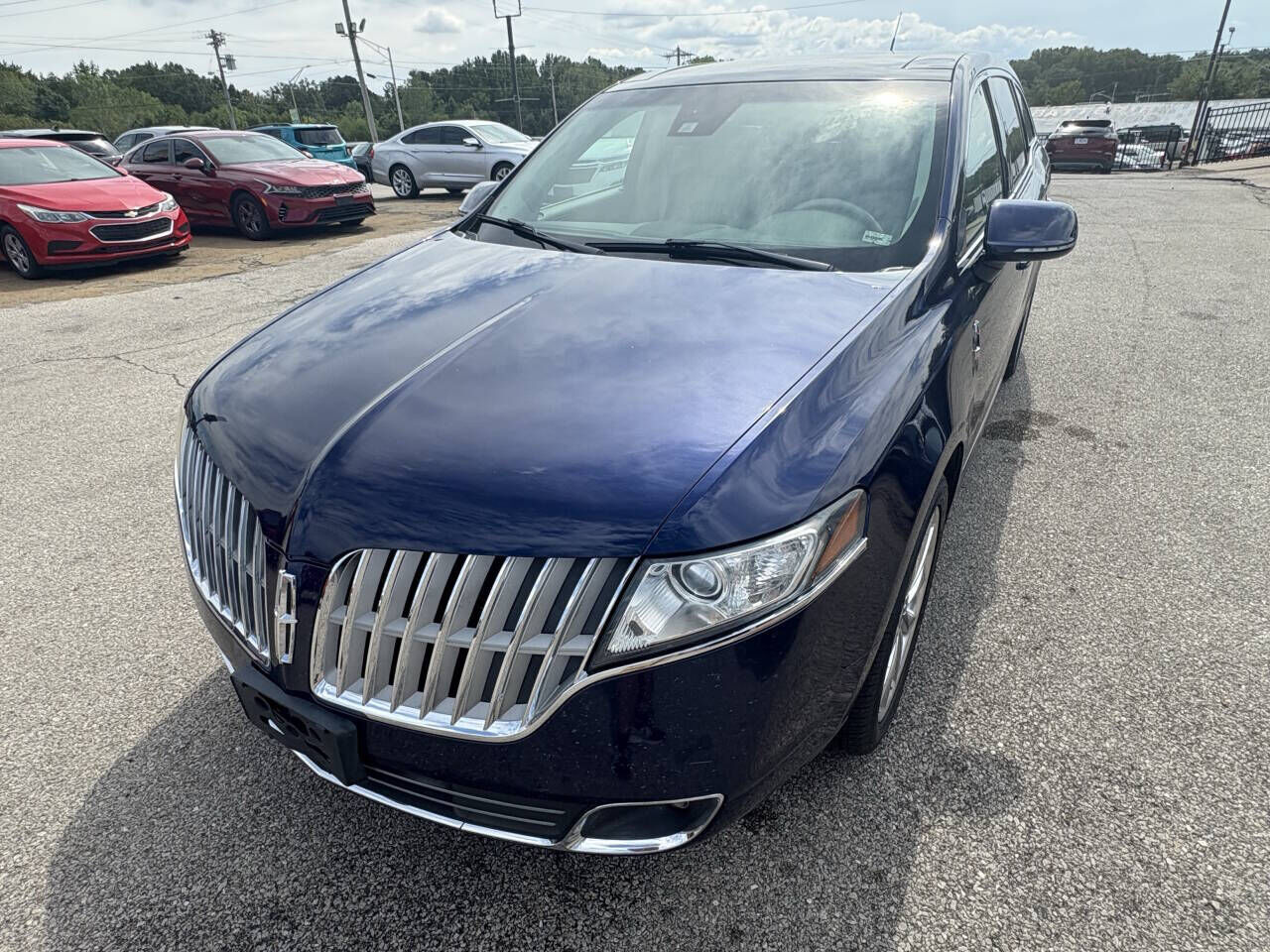 2011 LINCOLN MKT