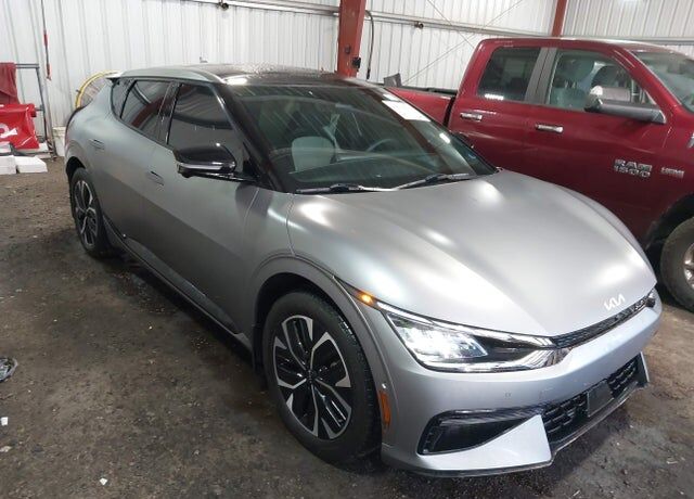 2023 KIA EV6