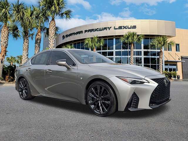 2022 LEXUS IS