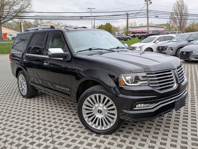 2017 LINCOLN Navigator