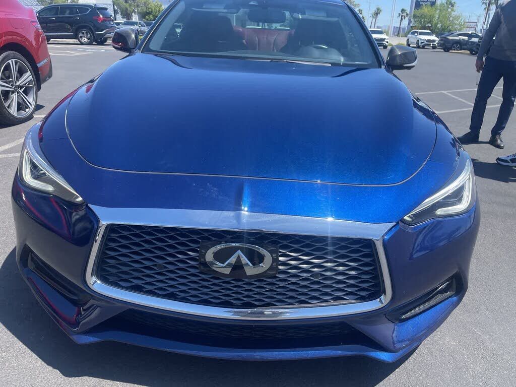 2017 INFINITI Q60