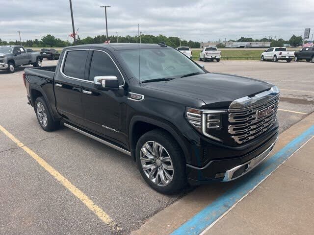 2024 GMC Sierra