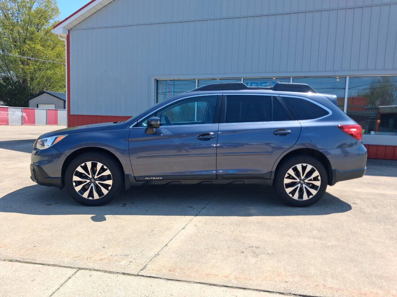 2016 SUBARU Outback