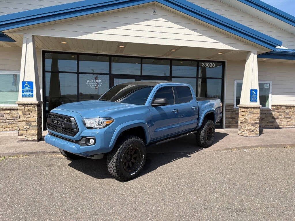 2019 TOYOTA Tacoma