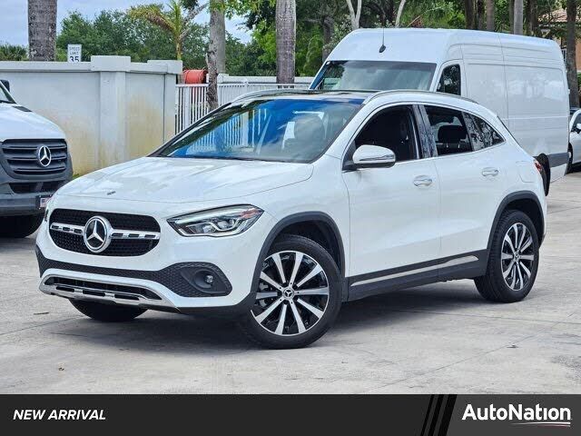 2022 MERCEDES-BENZ GLA-Class