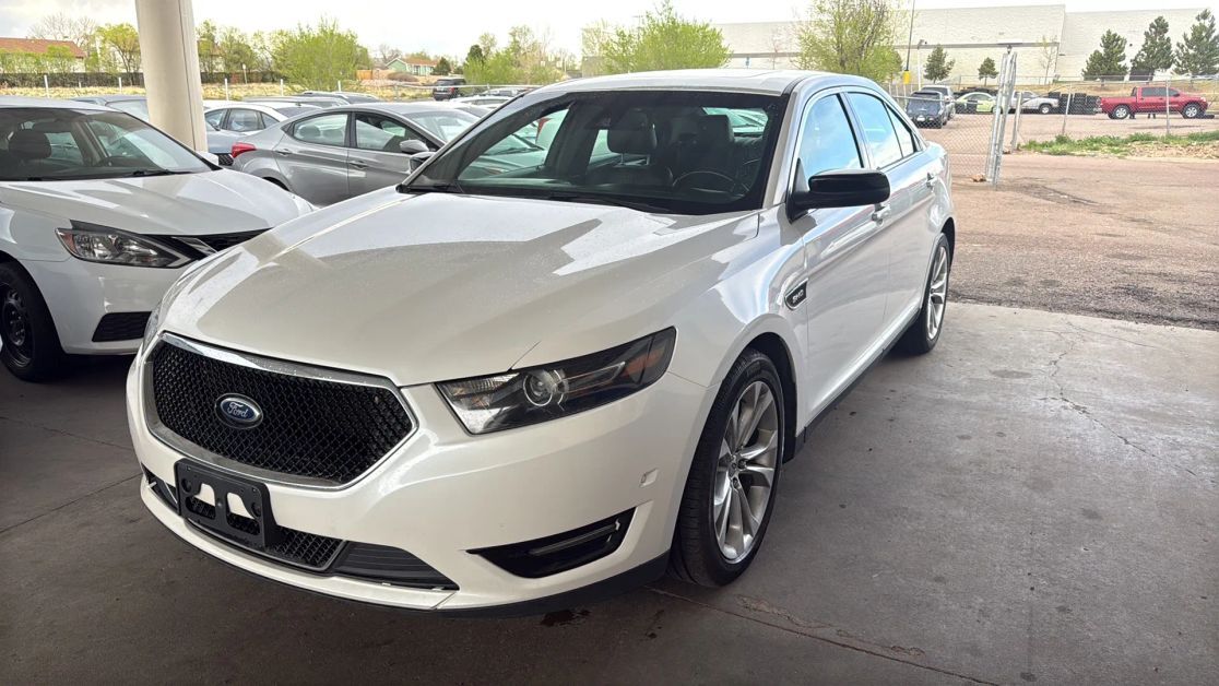 2013 FORD Taurus