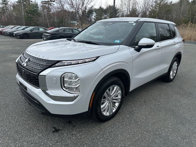 2024 MITSUBISHI Outlander