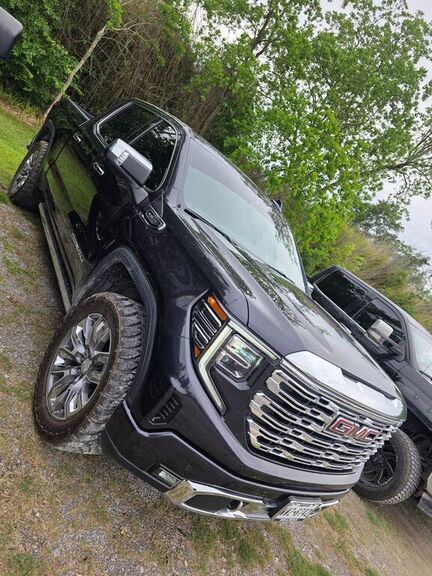 2023 GMC Sierra