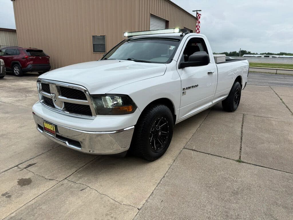 2012 DODGE Ram