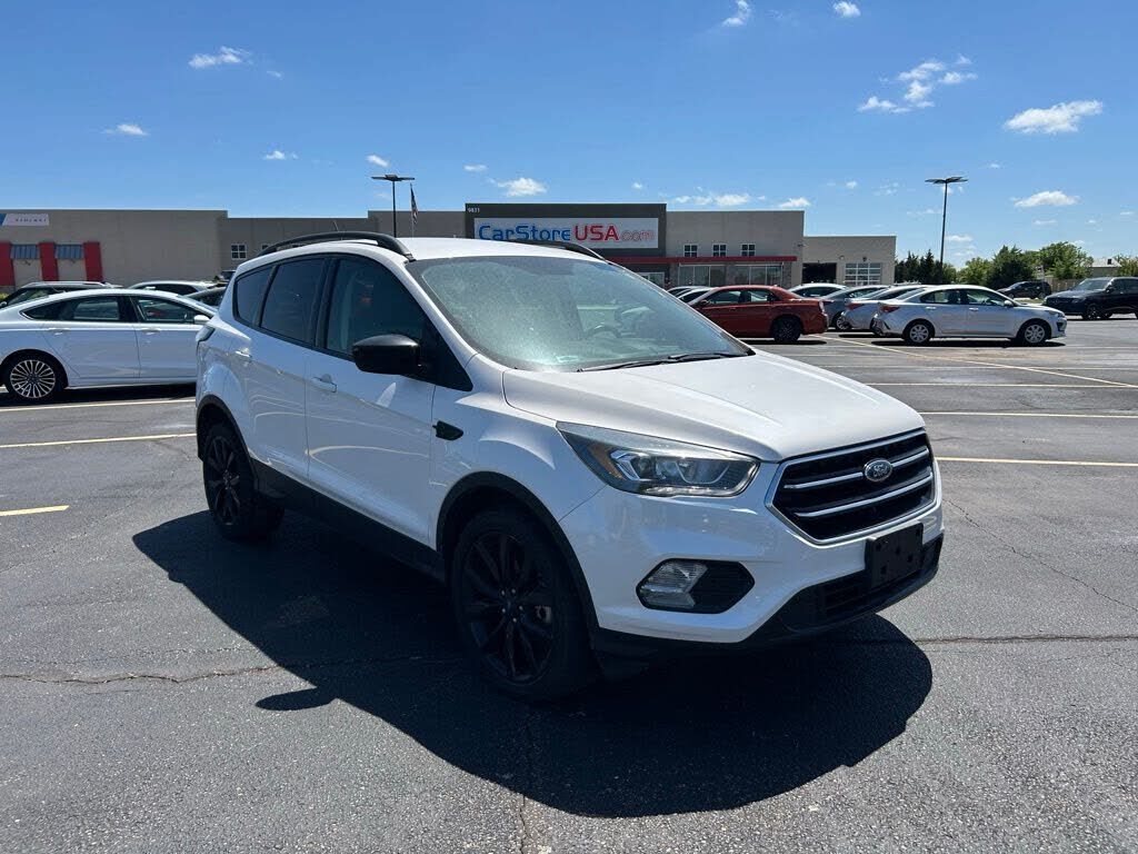 2018 FORD Escape