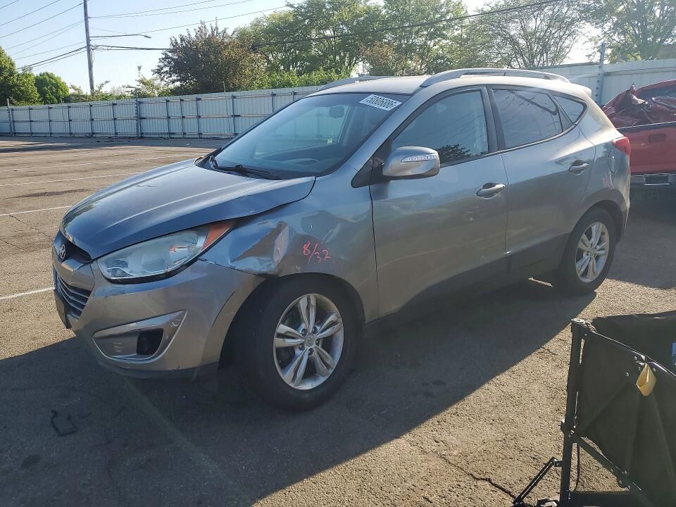 2013 HYUNDAI Tucson