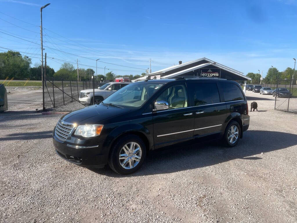 2009 CHRYSLER Town and Country