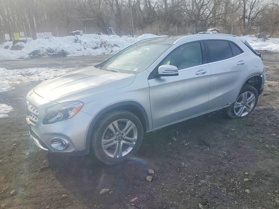 2020 MERCEDES-BENZ GLA-Class