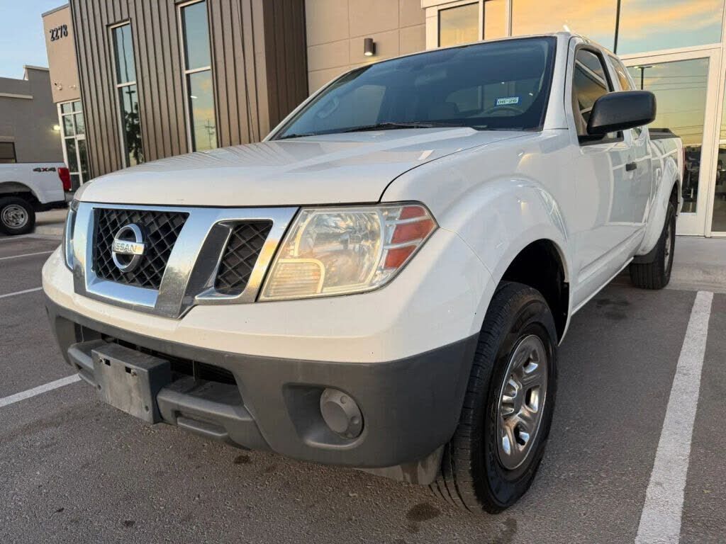 2015 NISSAN Frontier