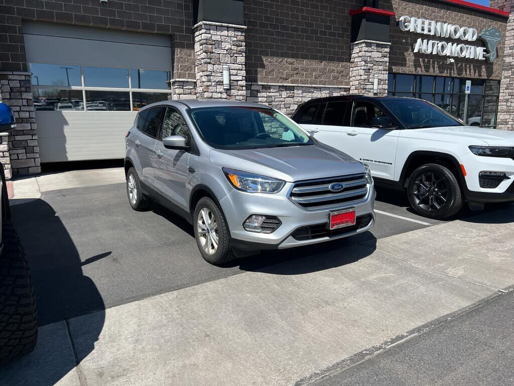 2017 FORD Escape